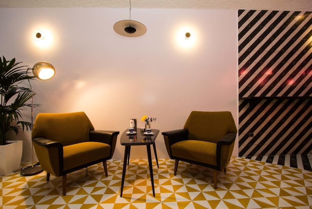 Numa Barcelona Roca Aparthotel Eksteriør bilde